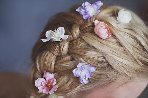 Vlásenky "vlasy plné kvetín"