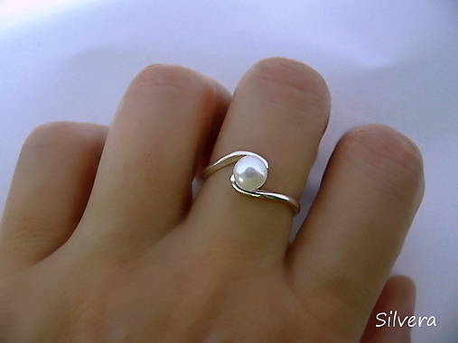  - Strieborný 925 prsten s riečnou perlou - 5133936_