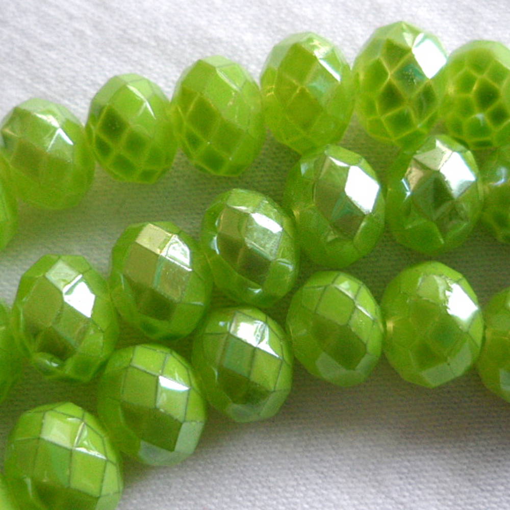 Sklenená rondelka 8x6mm pastel-1ks (sv.zelená)