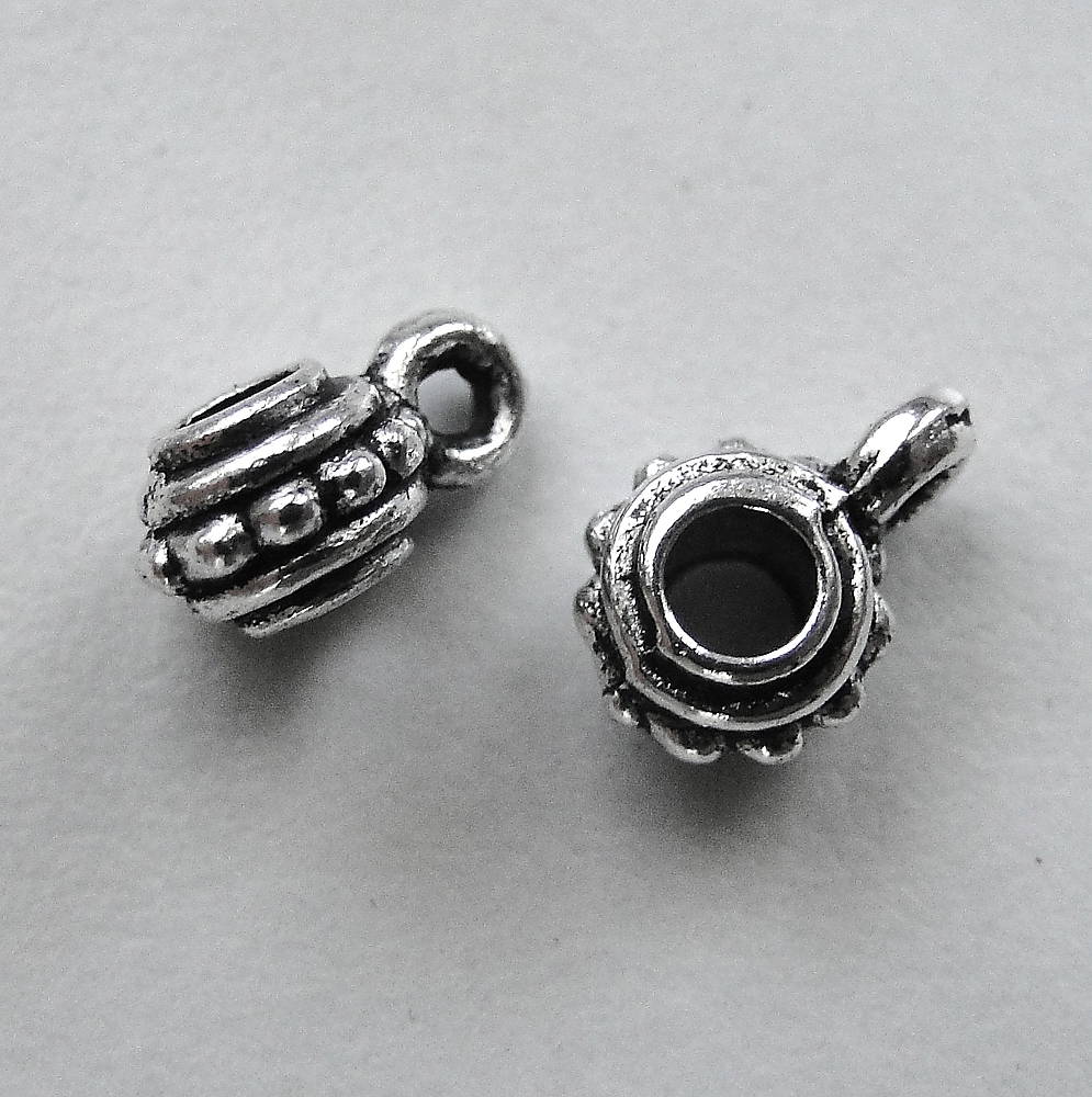 Záves-1ks (6,5x4,5mm/otvor 2,8mm)