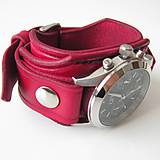 Náramky - Dámske červené hodinky s koženým náramkom - 5317037_