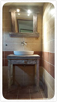 Nábytok - Kúpeľňový toaletný set Kohútí solitér do série zo zrkadlom a svietidlamy s vesiacikom - 5373873_