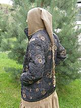 Bundy a kabáty - zatmenie mesiaca - 5400482_