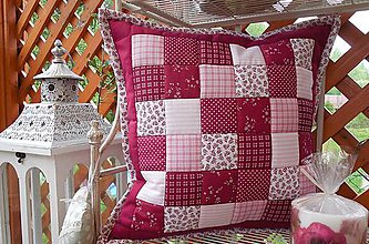 Úžitkový textil - Prehoz, vankúš patchwork vzor bordovo - ružovo - biela ( rôzne varianty veľkostí ) - 5409909_