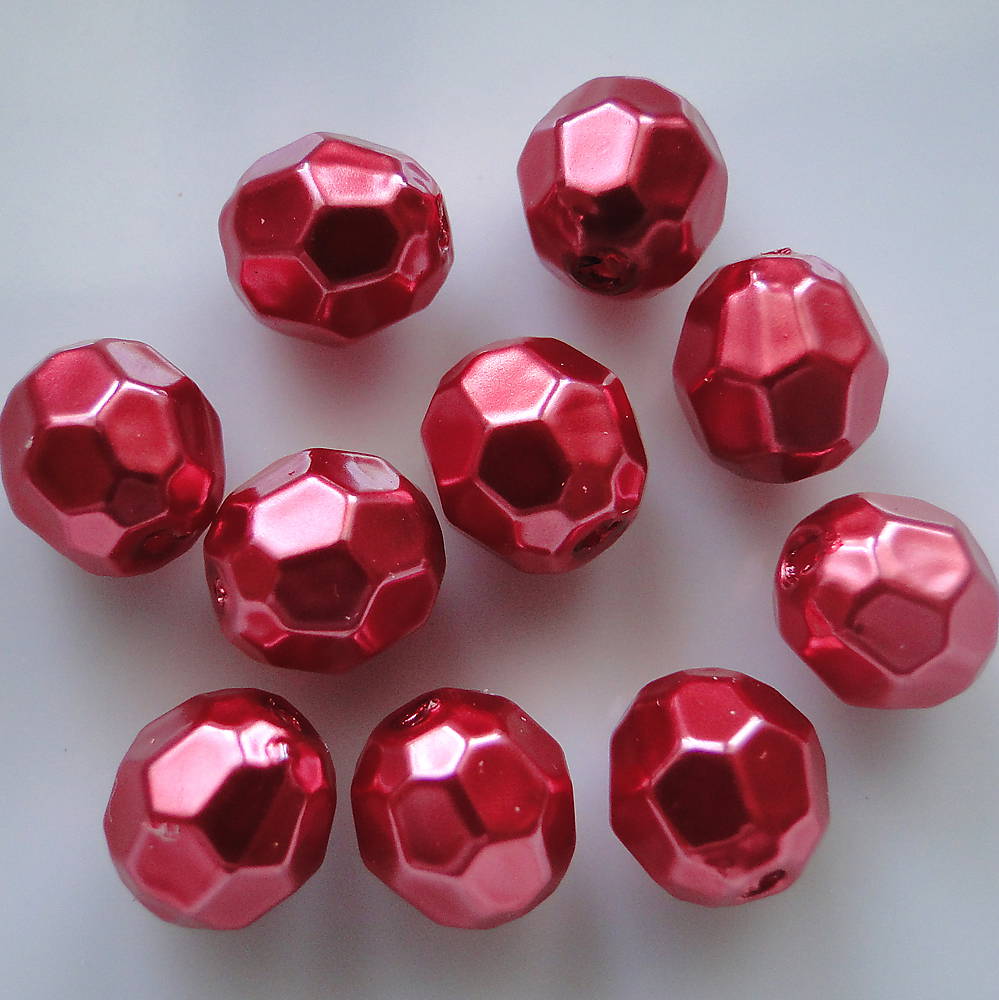 GLANCE plast fazet 8mm (červená-10ks)