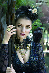 Náhrdelníky - náhrdelník grófky BLACK ROSES - 5490168_