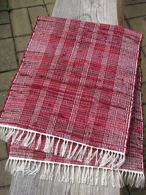 Úžitkový textil - POŤAH, ručne tkaný koberec, bordový (40x100 cm) - 5574945_