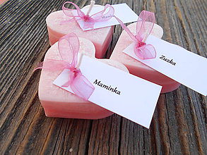 Darčeky pre svadobčanov - Ružové srdiečka s kartičkou - 5704583_