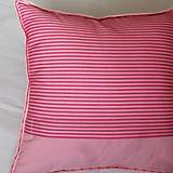Úžitkový textil - Vankúš - Ružové kocky - 5735386_