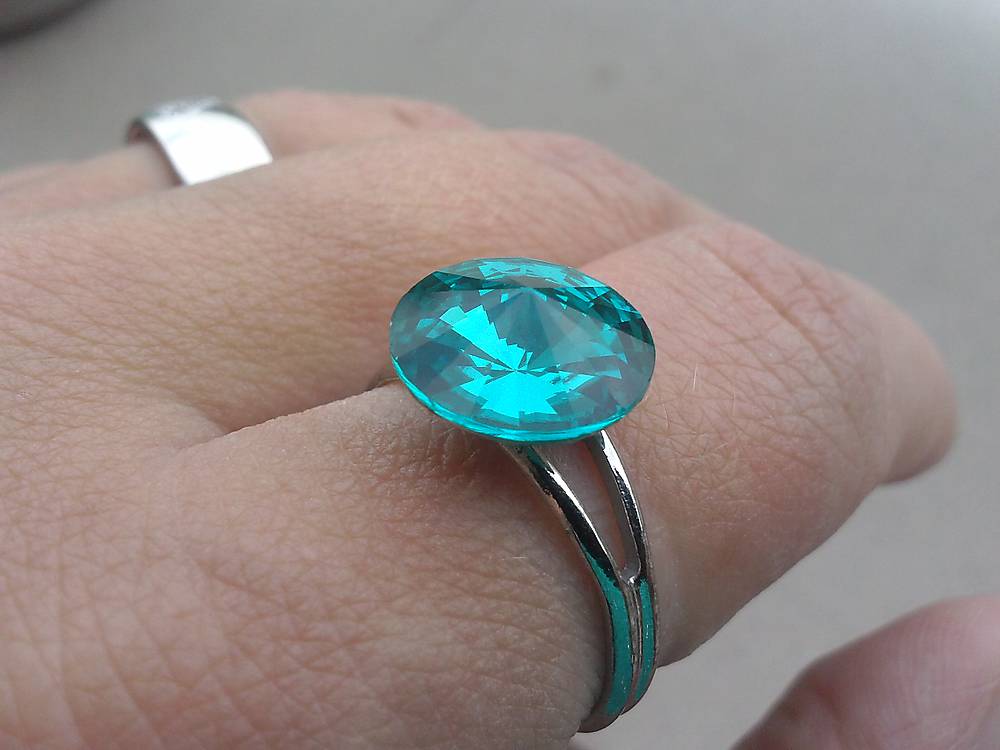 Rhódiovaný prsteň s kryštálom Swarovski Blue Zircon