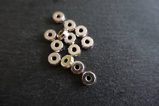 Komponenty - Medzikus kovový A15 - 5748883_