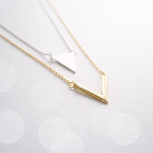 Náhrdelníky - GEOMETRICKÝ NÁHRDLNÍK S TROJÚHELNÍKY   - 5762360_