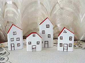 Dekorácie - Bielo-červené domčeky (Domčeky červené) - 5828613_