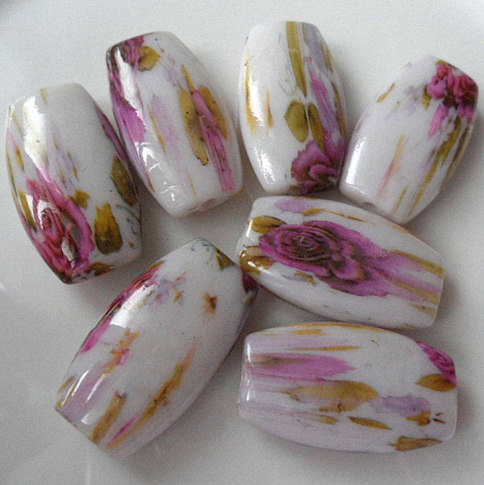 Ovál plast 18x30mm-1ks