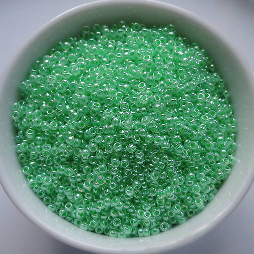 Rokajl MIYUKI 15/0=1,5mm-Ceylon-5g (mint green)