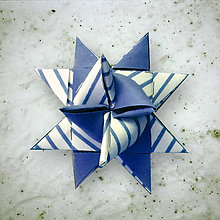 Dekorácie - Vianočná 3D hviezda z papiera simple vzory (pruhovaná) - 5973854_