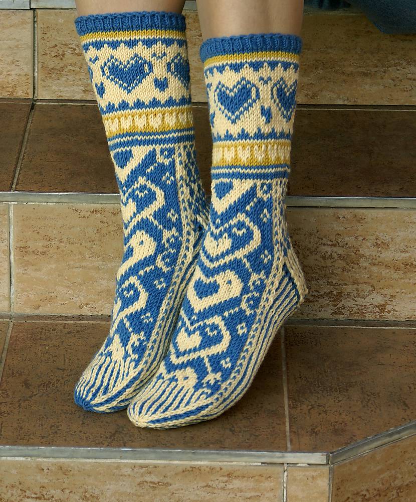 Luxusné hrubé nórske merino ponožky - vzor Srdcia I.