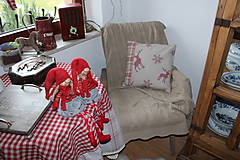 Úžitkový textil - vankúšik s vianočným motívom - 6065573_