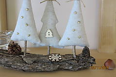 Dekorácie - Vianočné stromčeky na kôre - 6093341_