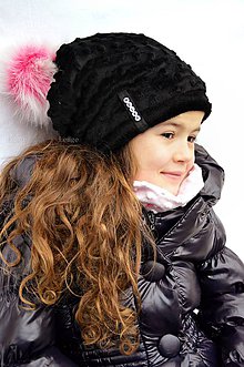 Detské čiapky - zimná čiapka s menom a odopínacím brmbolcom Black&pink...alebo farbu si vyber! - 6155412_