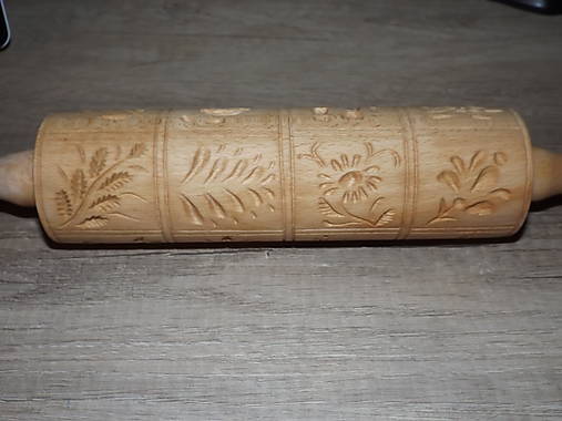 Príbory, varešky, pomôcky - drevený valček - 6162577_