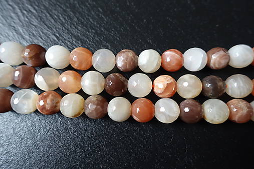 Minerály - Mesačný kameň A fazetovaný 10mm - 6177697_
