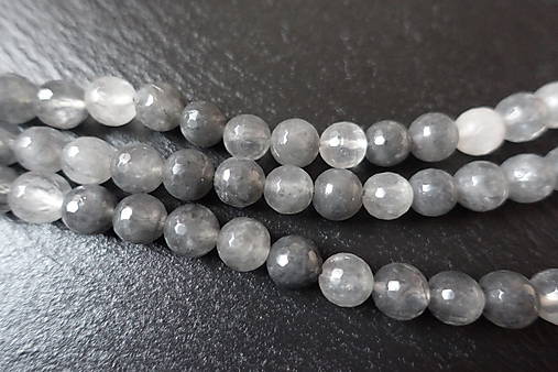 Minerály - Kremeň mrakový II fazetovaný 10mm - 6178024_