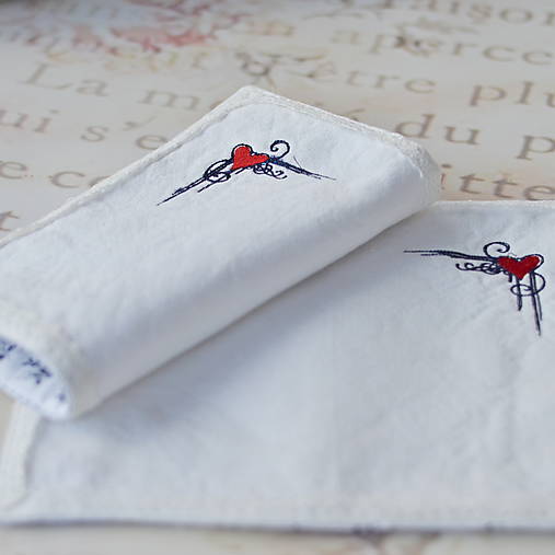 Úžitkový textil - Prestieranie srdiečko - 6223430_