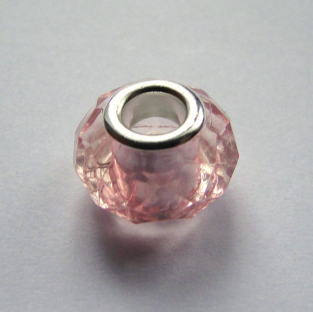 Pandora plast 9x15mm-1ks (ruž.najsvetl)