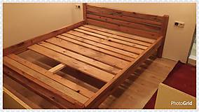 Nábytok - Dubová posteľ zo starých hranolov ,alebo ako dat život starému drevu a najtsť mu  nove miesto a dať mu dušu .Posteľ č .1 - 6334943_