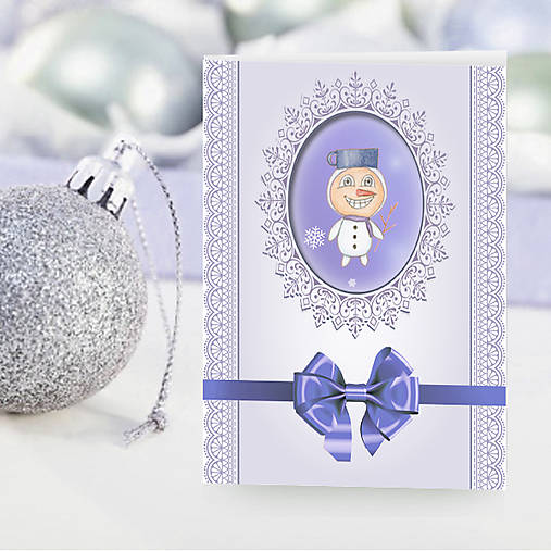 Jemná vianočná pohľadnica (snehuliačik)