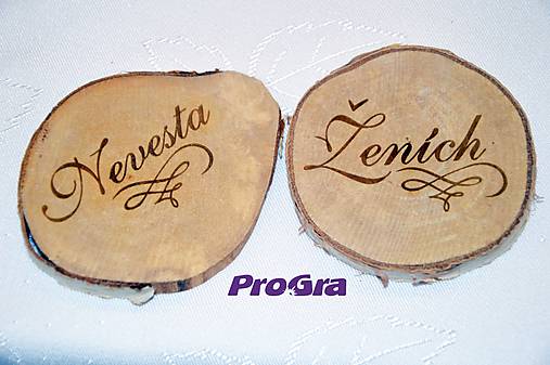 Dekorácie - Ženích - Nevesta - gravírované brezové dekorácie - 6347391_