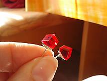 Swarovski Red Cubes (3D kocky)