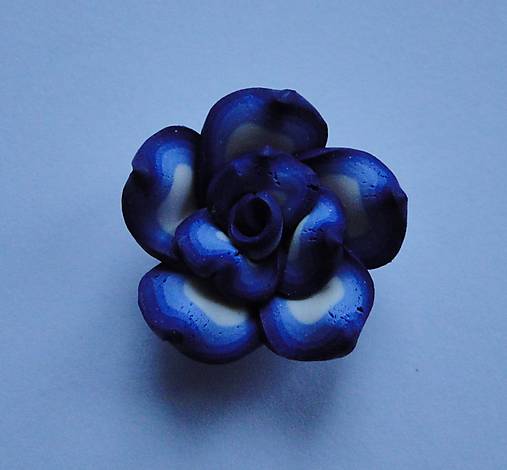 FIMO kvet 25mm-1ks (fial.modrá)