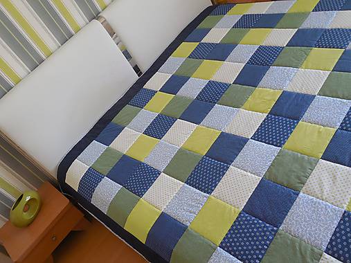  - Prehoz, vankúš patchwork vzor modro žlto olivová ( rôzne varianty veľkostí ) (prehoz 100x200 cm) - 6409456_