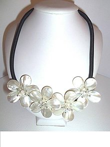 Náhrdelníky - kvety mora náhrdelník perleť - 6428458_