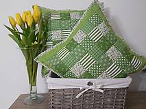Úžitkový textil - Patchwork vankúš zeleno - biely rôzne veľkosti - 6448306_