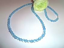 akvamarínový jadeit náhrdelník dlhý