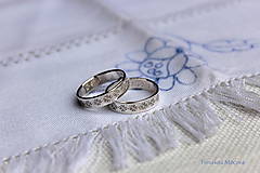 Prstene - obrúčky s folklórnym vzorom - Čičmany (striebro rytá celá plocha) - 6484769_