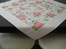 Úžitkový textil - Obrus - Veľké ruže s pečiatkami - 6491494_