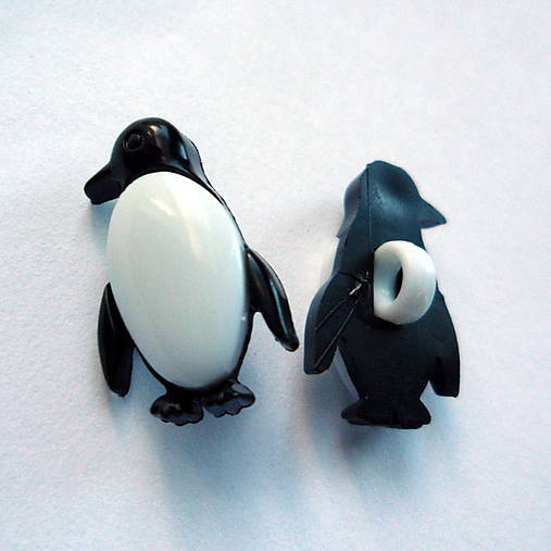Gombík-tučniak 18"-1ks