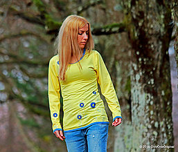 Topy, tričká, tielka - Dámske žlté tričko s modrými lemami, šité a maľované VESNA - 6558535_