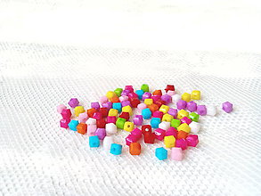 Korálky - Plastové kocky - mix farieb - 6575622_