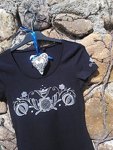 Topy, tričká, tielka - Ručne maľované tričko z ľudovým motívom - 6586095_