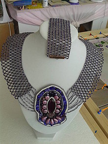 Náhrdelníky - fialový náhrdelník - 6619550_
