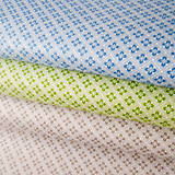 Textil - zelené kvietky; 100 % bavlna, šírka 140 cm, cena za 0,5 m - 6636292_