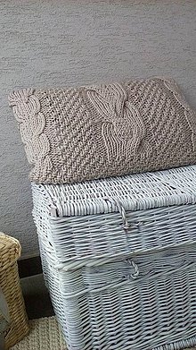 Úžitkový textil - Veľký pletený vankúš - 6655919_