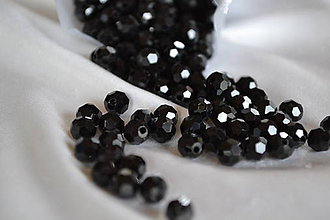 Korálky - Korálky sklenené brúsené čierne 6mm, 0.55€/10ks - 6660771_