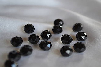 Korálky - Korálky sklenené brúsené čierne 8mm, 0.60€/10ks - 6660908_