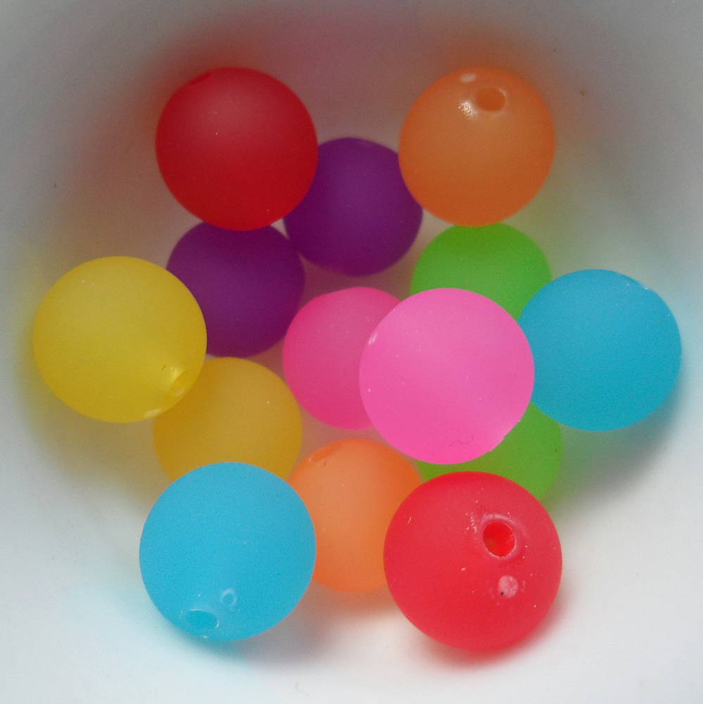 FROSTED plast 10mm-MIX-14ks